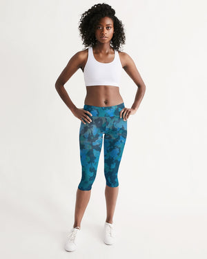Women's Active Comfort Ocean Camo Mid-Rise Capri Leggings FIND YOUR COAST CO