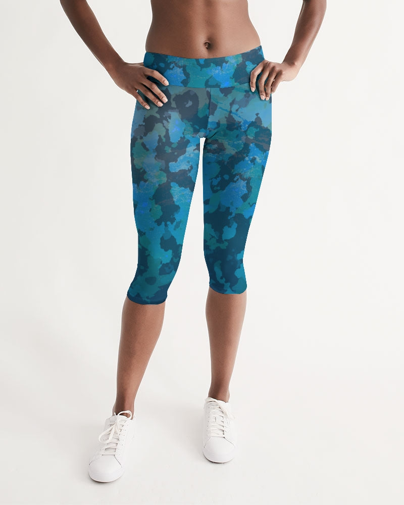 Women's Active Comfort Ocean Camo Mid-Rise Capri Leggings FIND YOUR COAST  CO